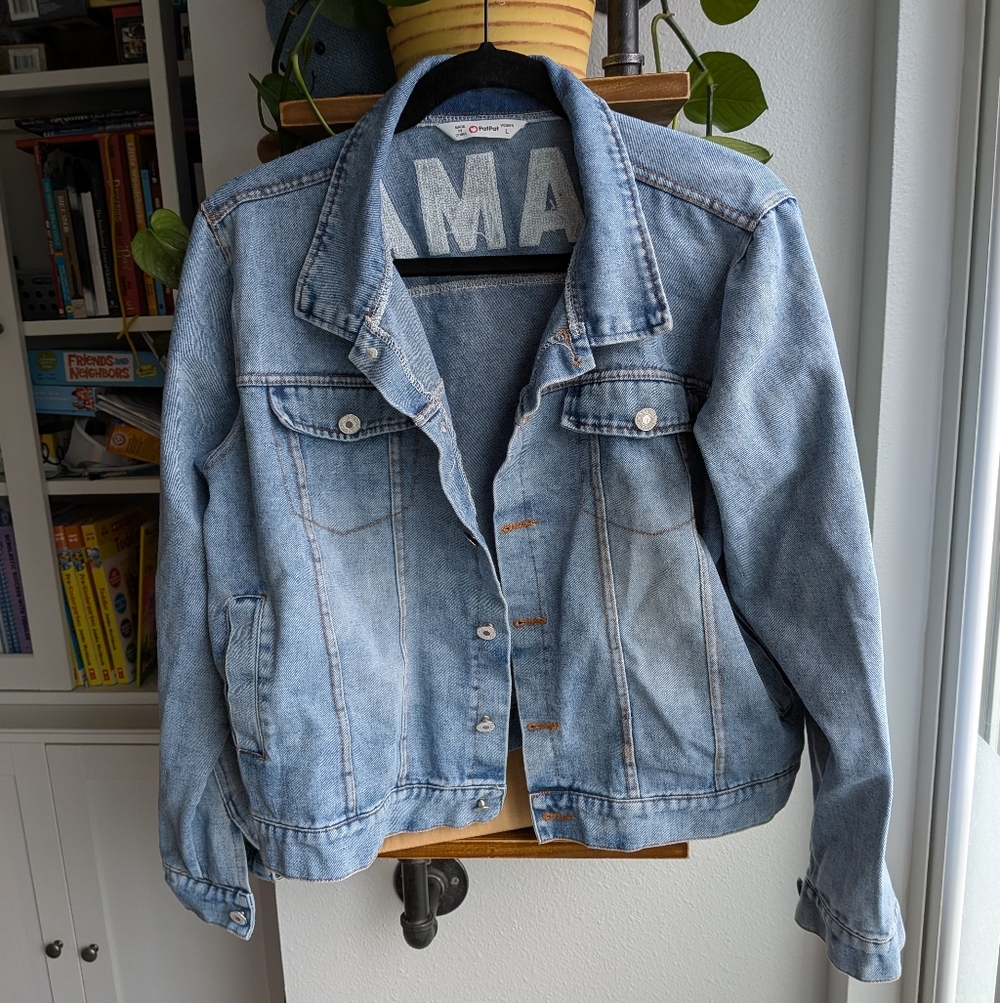 PatPat "MAMA" Distressed Denim Jacket - Women's Large - Excellent Condition - Picture 3 of 10